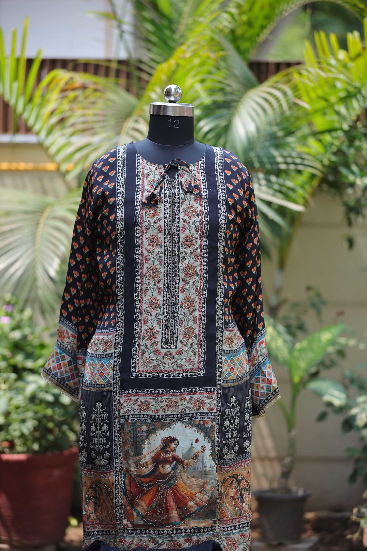 BLACK CREPE SUIT