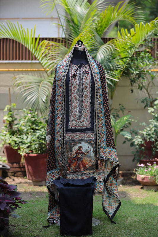 BLACK CREPE SUIT
